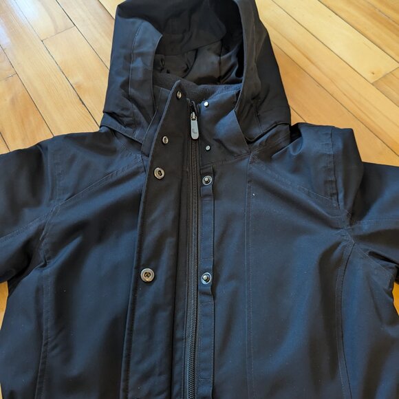 Lolë Kathleen Winter jacket - Picture 9 of 10